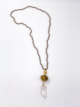 Load image into Gallery viewer, Quartz Necklace
